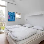 Semesterbostad 4 Star Holiday Home In Vaeggerlose Bøtø By