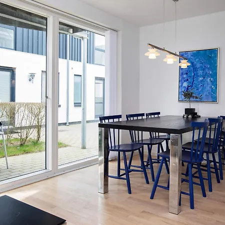 6 Person In Vaeggerlose-by Traum *