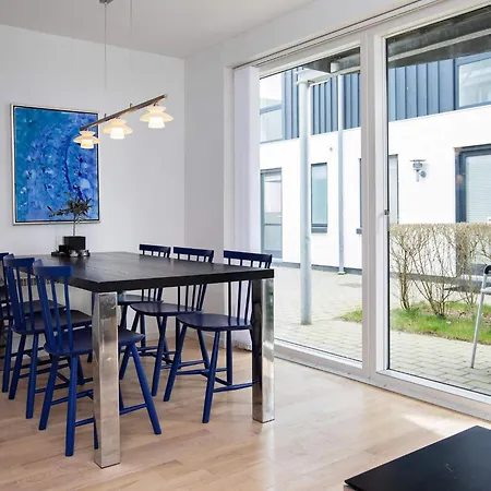 6 Person In Vaeggerlose-by Traum Bøtø By